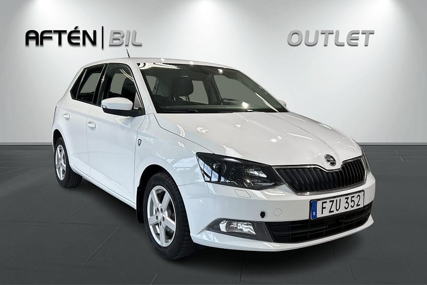Bild 4 av Škoda Fabia Skoda 1.2 TSI 90hk M-Värmare Carplay Keyless Farthållare