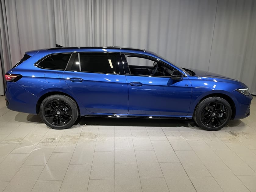 Bild 5 av Volkswagen Passat Variant eHybrid R-LINE 1.5 TSI eHYBRID, Black-style/Drag
