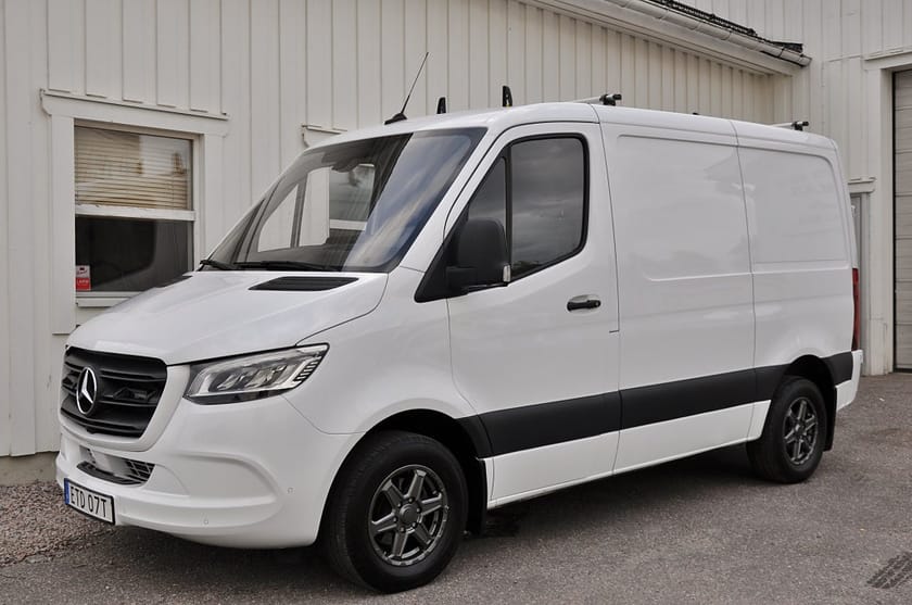 Bild 2 av Mercedes-Benz Sprinter 317 CDI RWD Panel Van 9G-Tronic Skinn 360° LED Euro 6 D-Värmare