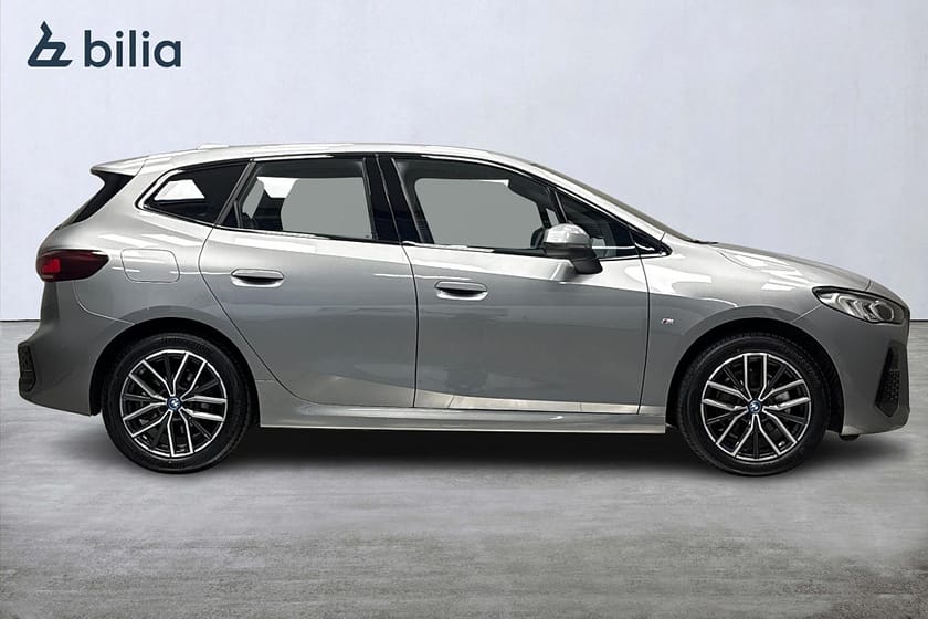 Bild 4 av BMW 225e xDrive Active Tourer Tourer/M Sport/Drag/Rattvärme/18" hjul