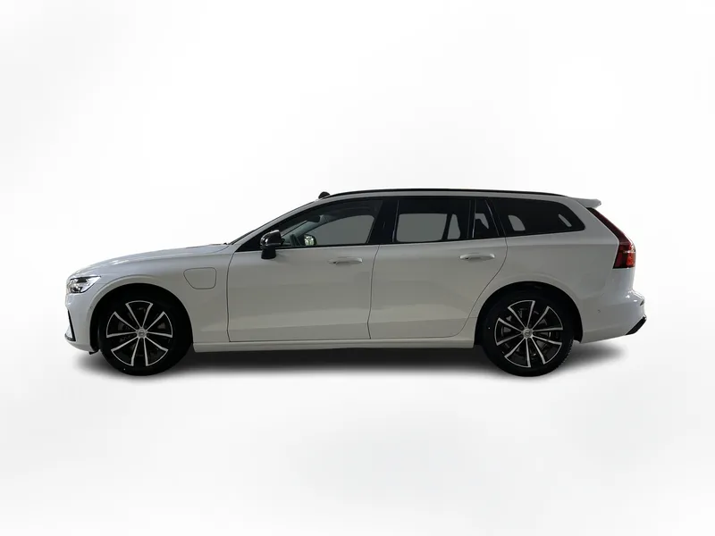 Bild 2 av 12 – Volvo V60 T6 Plus Dark Nordic Edition Plus Nordic Edition