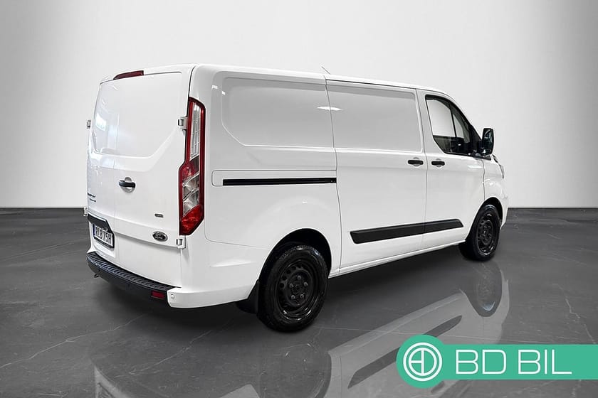 Bild 5 av Ford Transit Custom 340 Plug-in Hybrid VERKSTADSINREDNING VÄLSERVAD MOMS