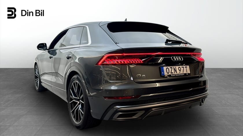 Bild 3 av Audi Q8 55 TFSI quattro S-line 340hk tiptronic/360 kamera