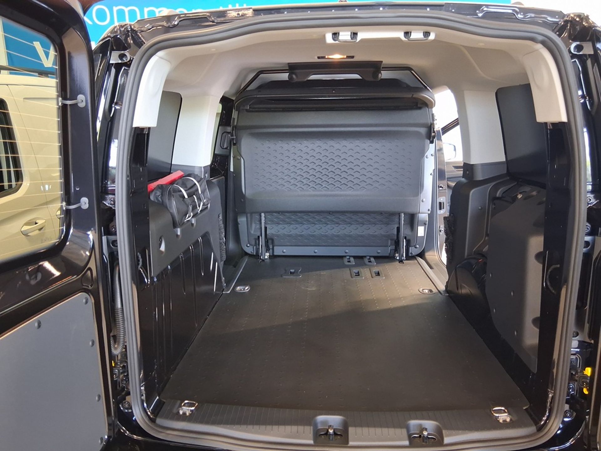 Volkswagen Caddy Maxi 2026, bild 7/9