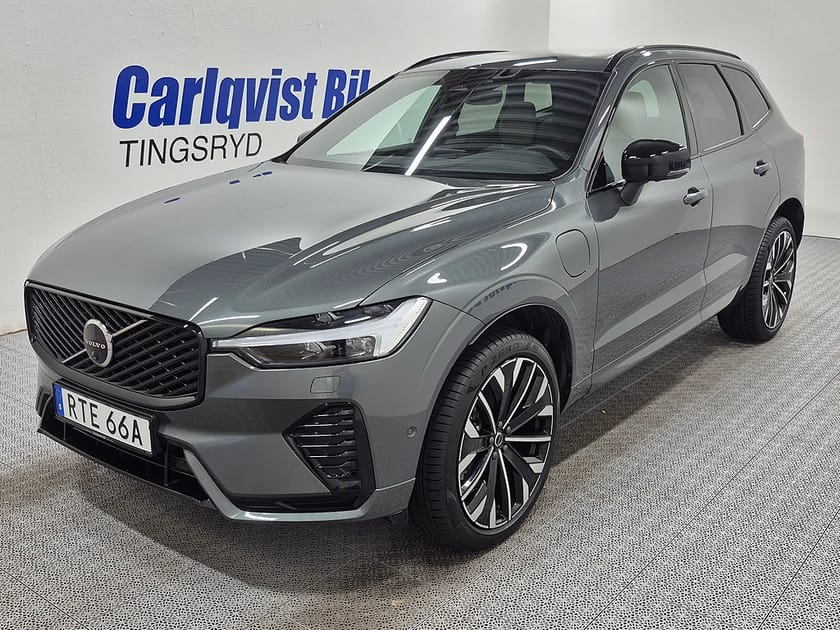 Bild 1 av Volvo XC60 T6 Recharge Plus Dark plug in AWD 350HK 4x4 Läder