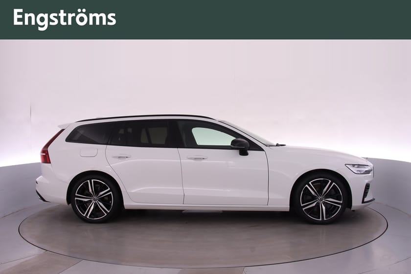 Bild 3 av Volvo V60 RECHARGE T6 AWD R-DESIGN AUT/VOC/Drag/H&K/Navi