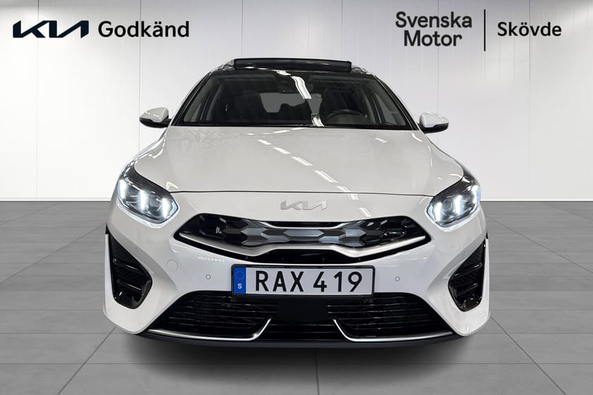 Bild 5 av Kia Ceed Sportswagon Plug-in Hybrid Advance Plus Panorama 2024 Dragkrok Sommar och vinterhjul
