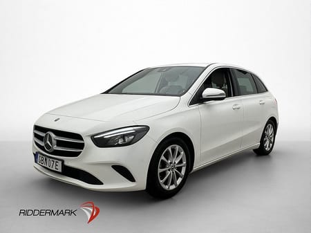 Mercedes-Benz B 180 7G-DCT 136hk Drag Skinn Kamera Navi