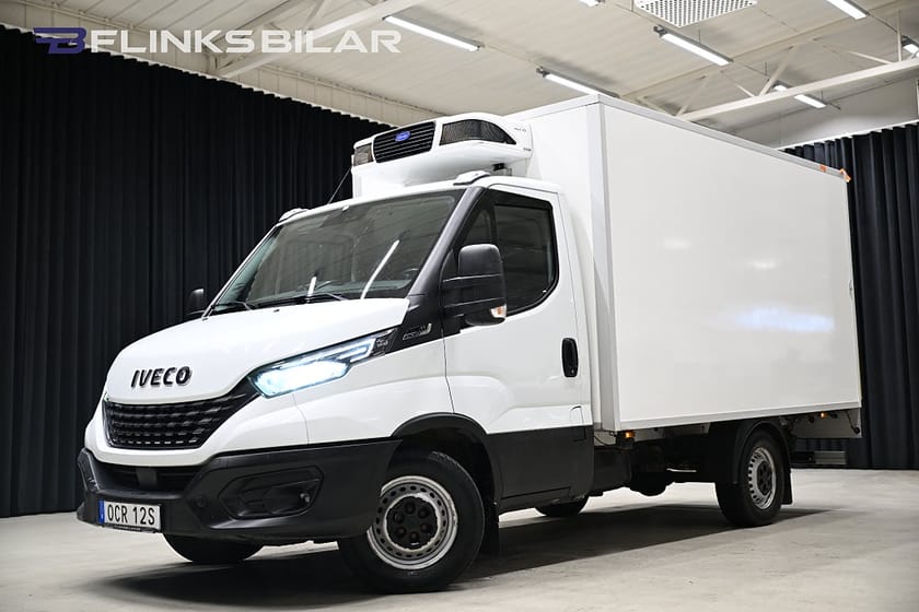 Bild 1 av Iveco Daily 35-140 Chassi Cab 136HK Automat|Volymskåp|Kylbil|Bakgavellyft|Moms|SeUtr!