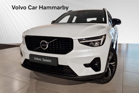Volvo XC40 B4 FWD Bensin Plus Dark