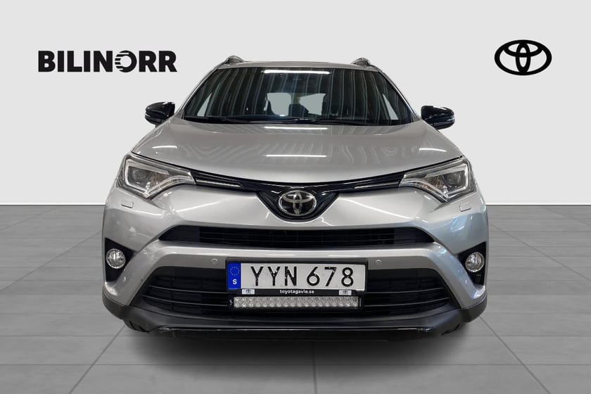 Bild 4 av Toyota RAV4 2.0 Dual VVT-i Valvematic AWD | Vinterhjul | Dragkrok | MoK | LED-ljusramp