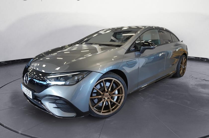Bild 1 av Mercedes-Benz EQE 350 4MATIC AMG Night Package Pano Burmester