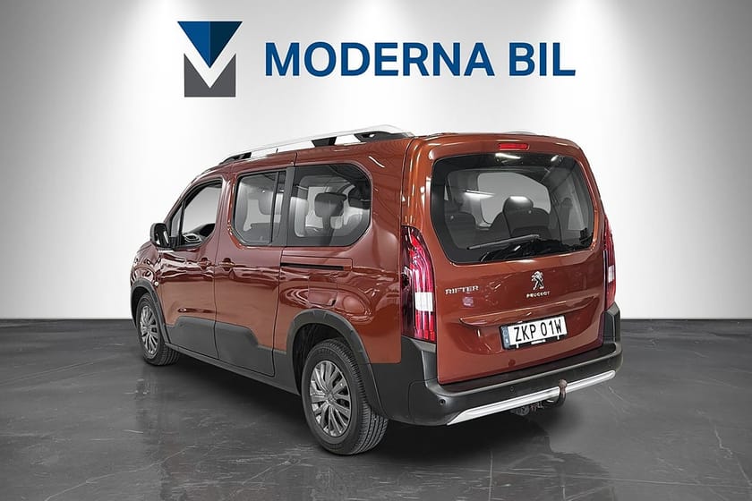 Bild 3 av Peugeot Rifter 1.2 e-THP 110hk 7-sits Nav Dragkrok PDC 2xDörr Nyservad