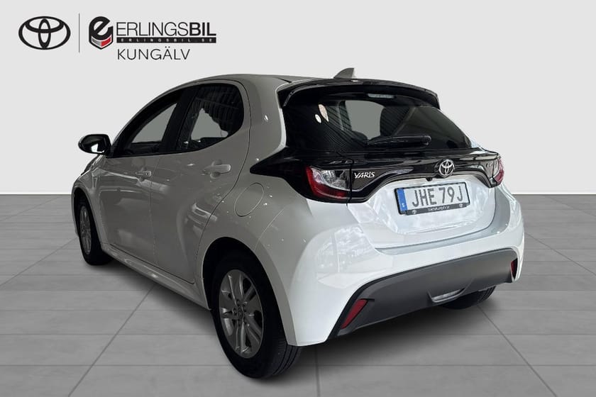 Bild 3 av Toyota Yaris Hybrid 115 1.5 Active Komfortpaket