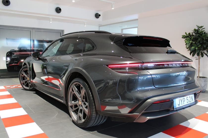Bild 2 av Porsche Taycan 4 Cross Turismo 