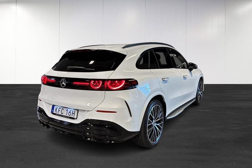 Bild 3 av Mercedes-Benz GLC EQ 400 4MATIC 4M | AMG | Advanced Edition | 360 | Burmester | Pano | Drag | Nightpaket
