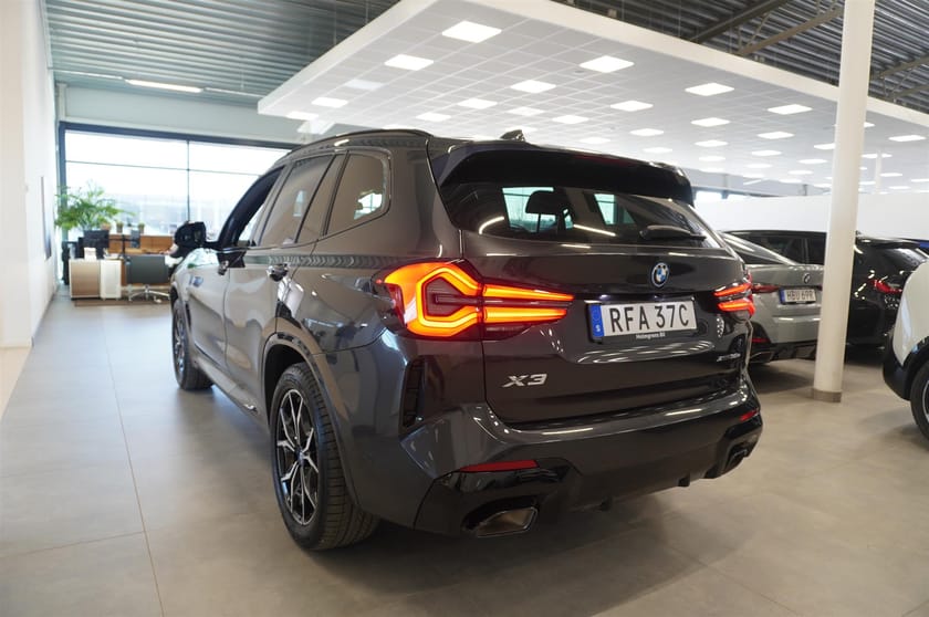 Bild 3 av BMW X3 xDrive30e xDrive 30e M-Sport Drag Tonade Elstolar HiFi
