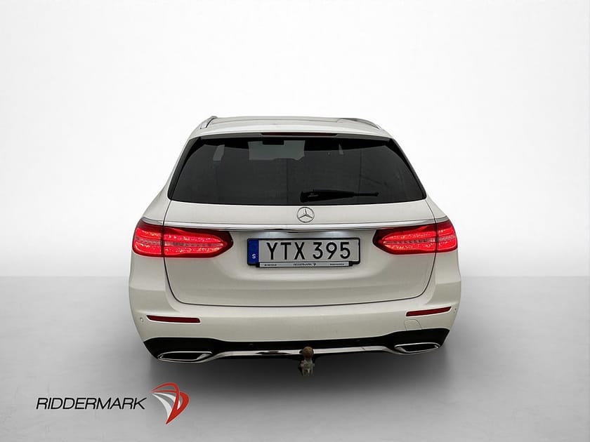Bild 5 av Mercedes-Benz E 220 T d 4MATIC E220 4M AMG Pano D-Värm Kamera Navi Drag