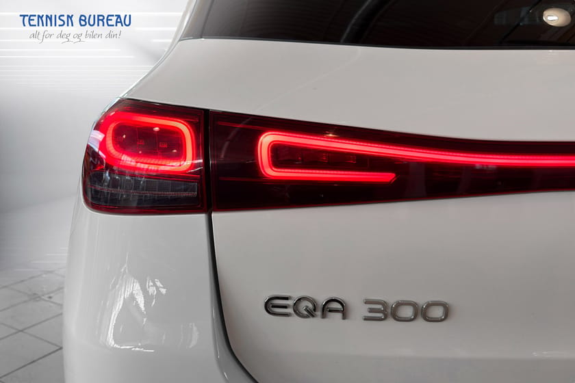 Bilde 4 av Mercedes-Benz EQA 300 4MATIC 4 Matic Nattpakke, El seter m minne, ny Service