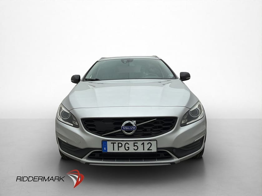 Bild 2 av Volvo V60 Cross Country D4 AWD Momentum VOC Värm Kamera