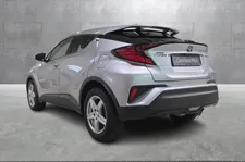 Thumnail bilde 2 av Toyota C-HR Hybrid