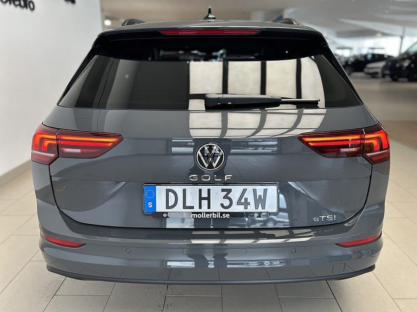 Bild 3 av Volkswagen Golf Sportscombi Sportsvan LIFE 1,5 ETSI 150 HK DSG7