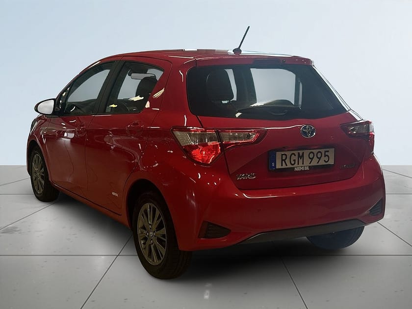 Bild 5 av Toyota Yaris Hybrid e-CVT Active Euro 6