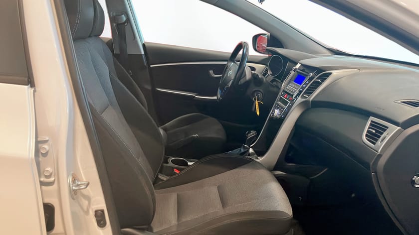Bild 3 av Hyundai i30 5-door 1.6 CRDi Automatic