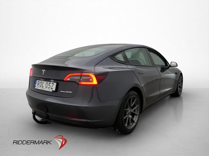 Bild 5 av Tesla Model 3 Long Range AWD Ljus interiör Drag FSD