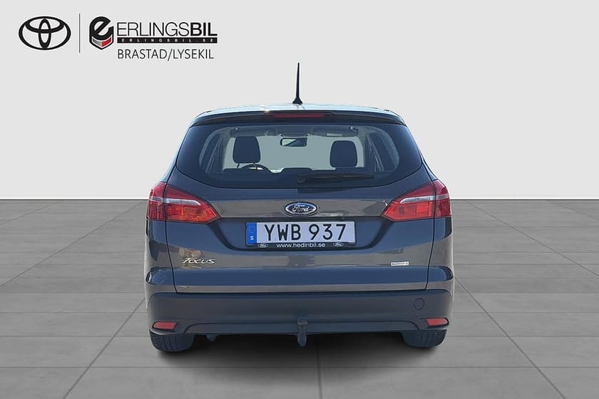 Bild 4 av Ford Focus Kombi 1.0 ECOBOOST TITANIUM V-HJUL