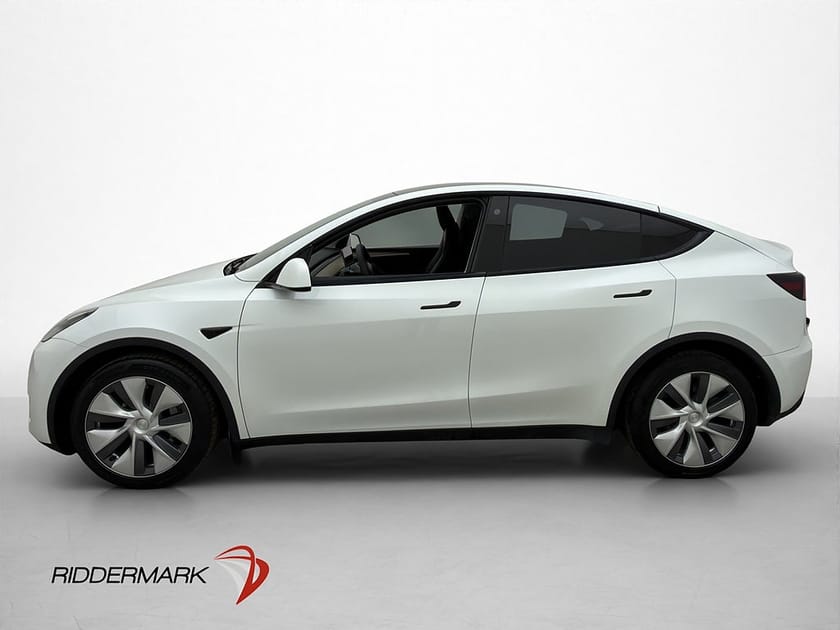 Bild 5 av Tesla Model Y Long Range AWD Pano Kamera Skinn Värmare AP