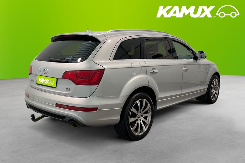 Bild 4 av Audi Q7 3.0 TDI V6 Q  S-Line  Pano Värmare Navi Drag 7-sits 245hk