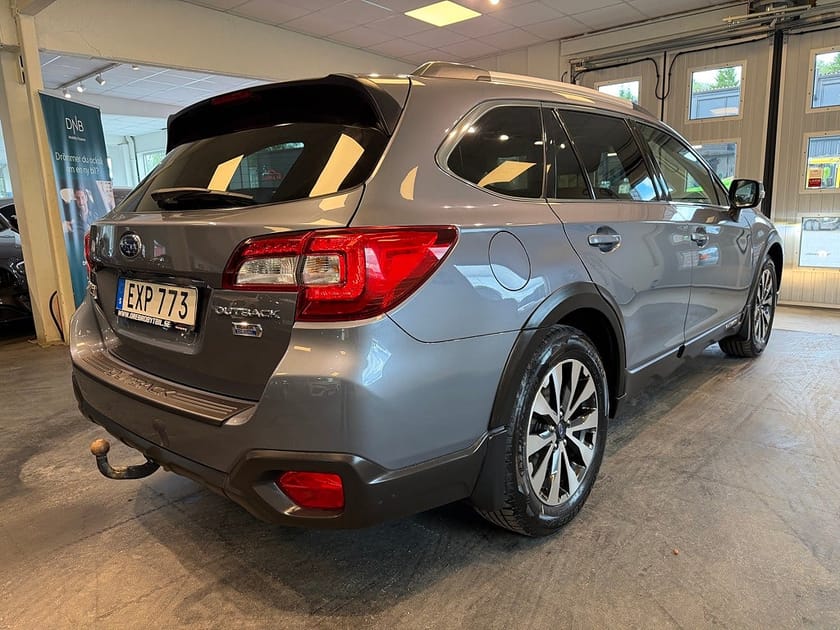 Bild 4 av Subaru Outback 2.0 4WD Aut Drag H/K M-värmare T-lucka B-kamera Skinn