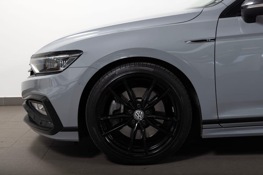 Bild 4 av Volkswagen Passat Sportscombi SC R-Line Edition 4M 272HK P-värmare
