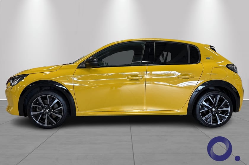 Bilde 2 av Peugeot e-208 GT 136 hk