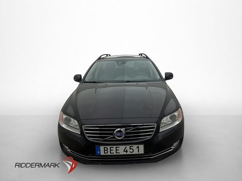 Bild 2 av Volvo V70 D2 115hk Momentum Taklucka Värm VoC Drag Rattvärme