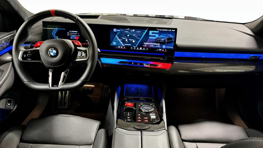 Bild 4 av BMW M5 Sedan Pano B&W 360 HUD DAP