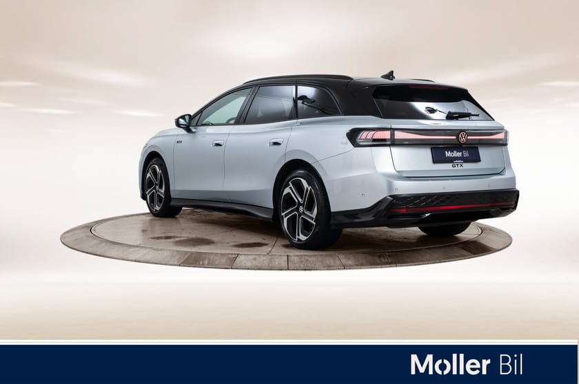 Bilde 3 av Volkswagen ID.7 GTX Tourer