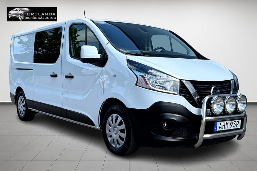 Bild 3 av Nissan NV300 Crew Van 1,6 dCi 145hk 5-Sits GPS 2 X skjutdörr Värmare