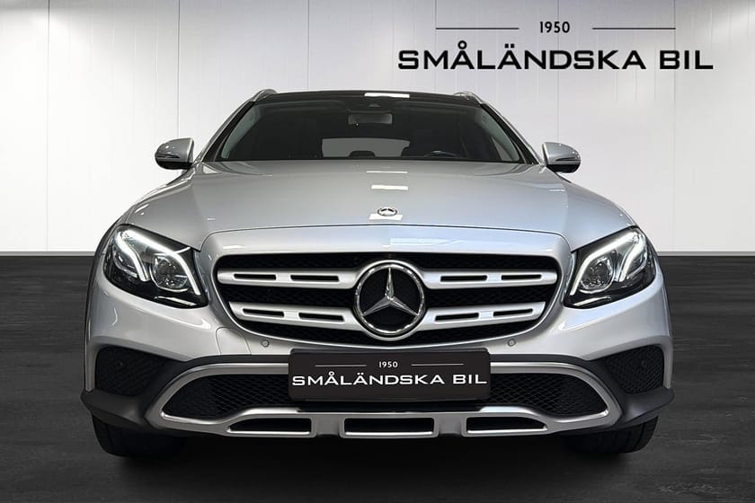 Bild 2 av Mercedes-Benz E 400 d 4MATIC All-Terrain Panorama Drag 340hk