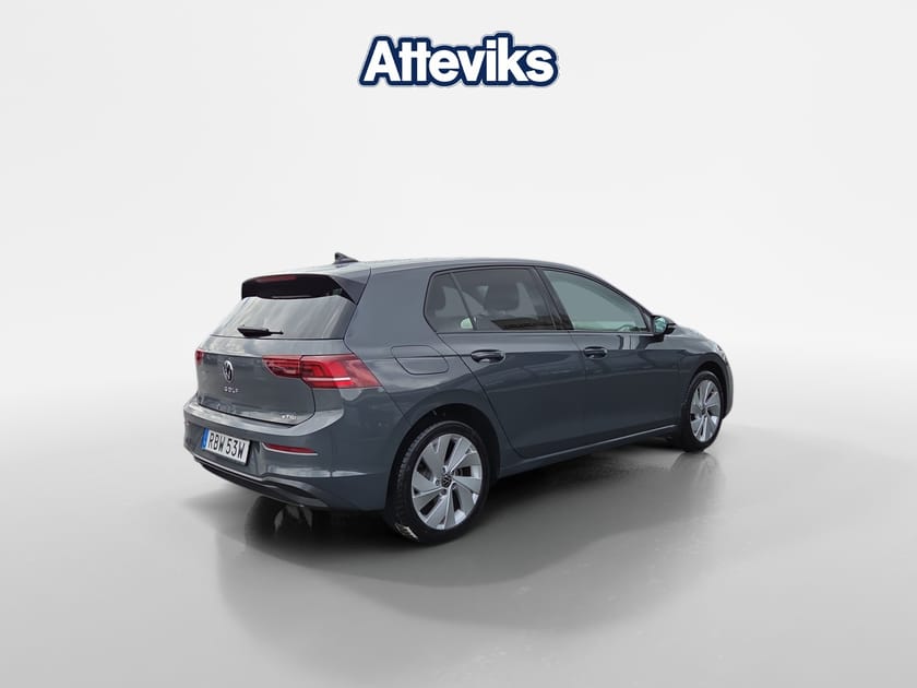 Bild 3 av Volkswagen Golf 1,5 eTSI 150 hk DSG/Aut | Parkvärmare | Backkamera