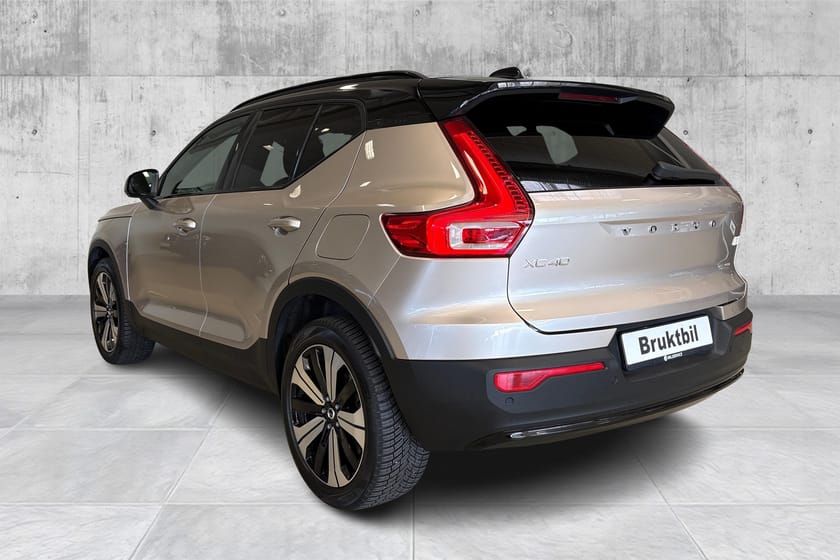 Bilde 3 av Volvo XC40 Recharge FWD Plus El.seter/ACC/Varmepumpe/Ryggekamera/Navi++