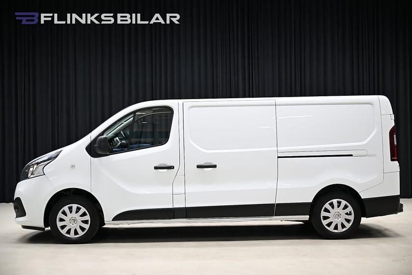 Bild 2 av Renault Trafic Skåpbil dCi 125HK L2 Dragkrok|GPS|Backkamera|Lågmil|Farthållare