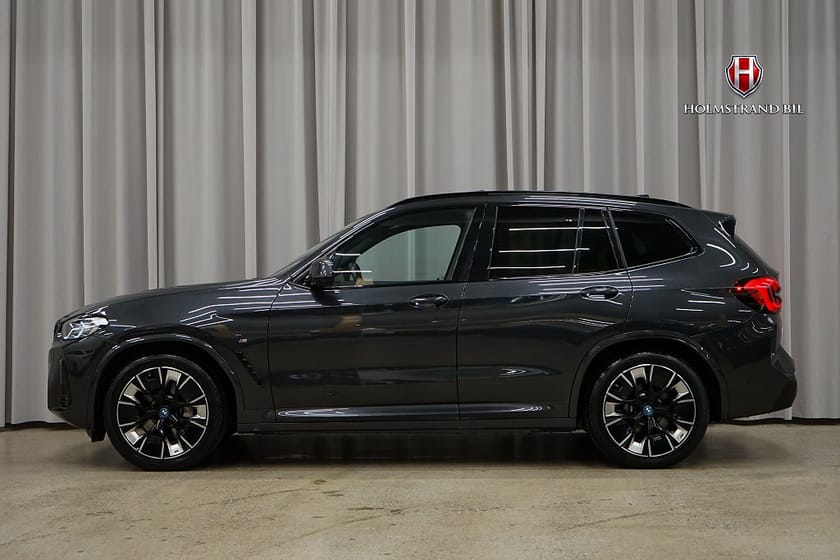 Bild 1 av BMW iX3 286hk Shadow Line M Sport Drag Pano H/K Elstolar HUD 20