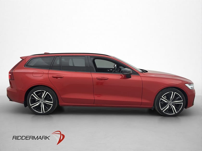 Bild 4 av Volvo V60 Recharge T6 AWD R-Design Drag H/K Skinn Värmare