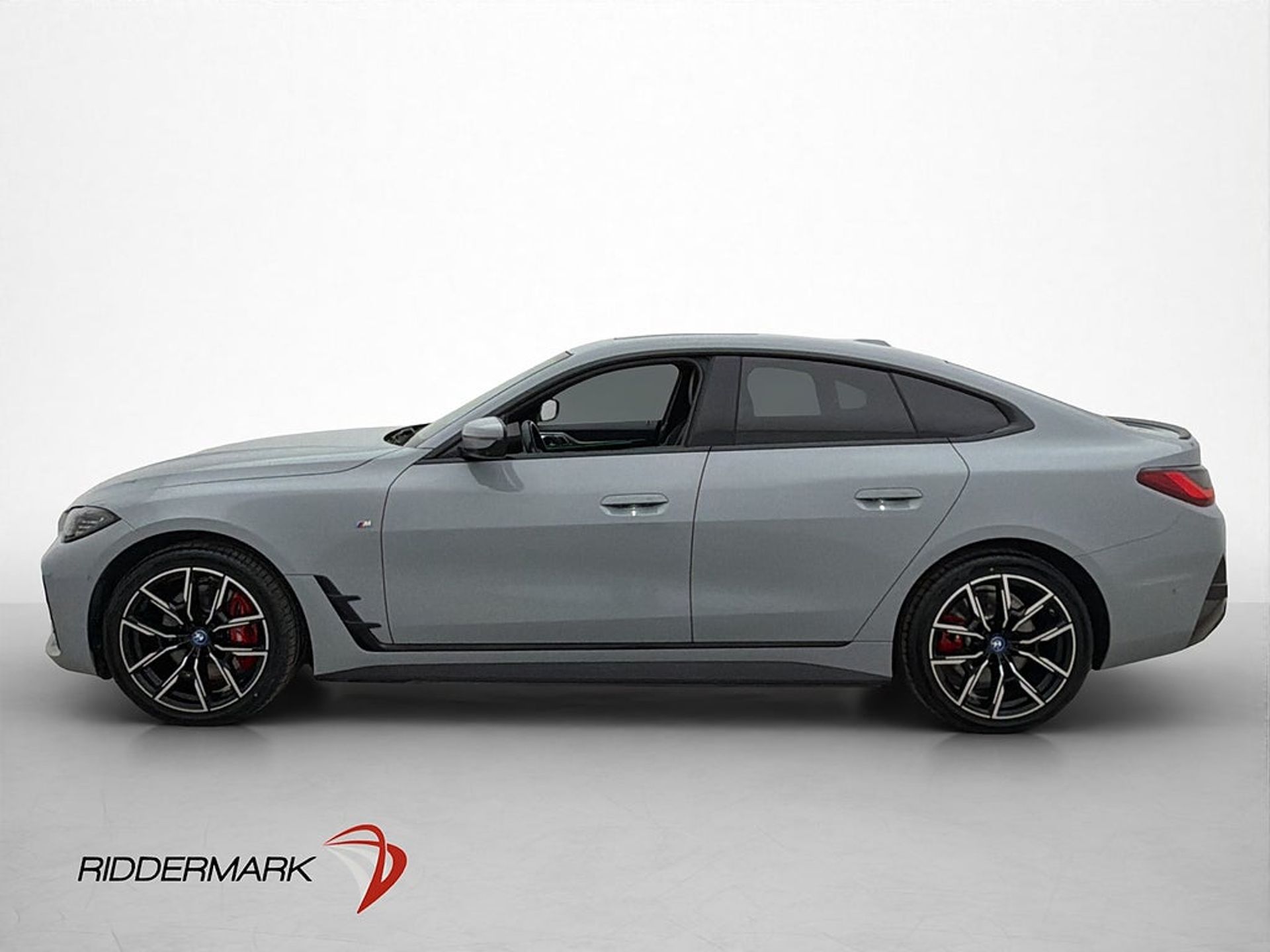 BMW i4 40