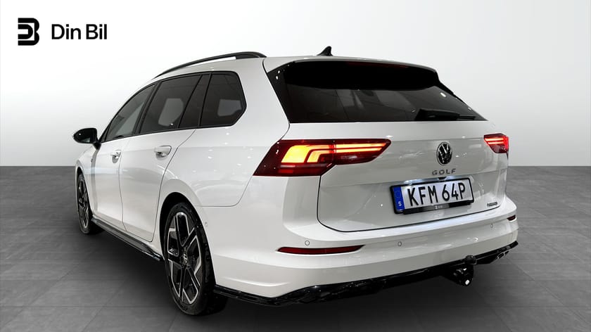 Bild 3 av Volkswagen Golf Sportscombi TSI204 DSG  4M Edition/Värmare/Drag