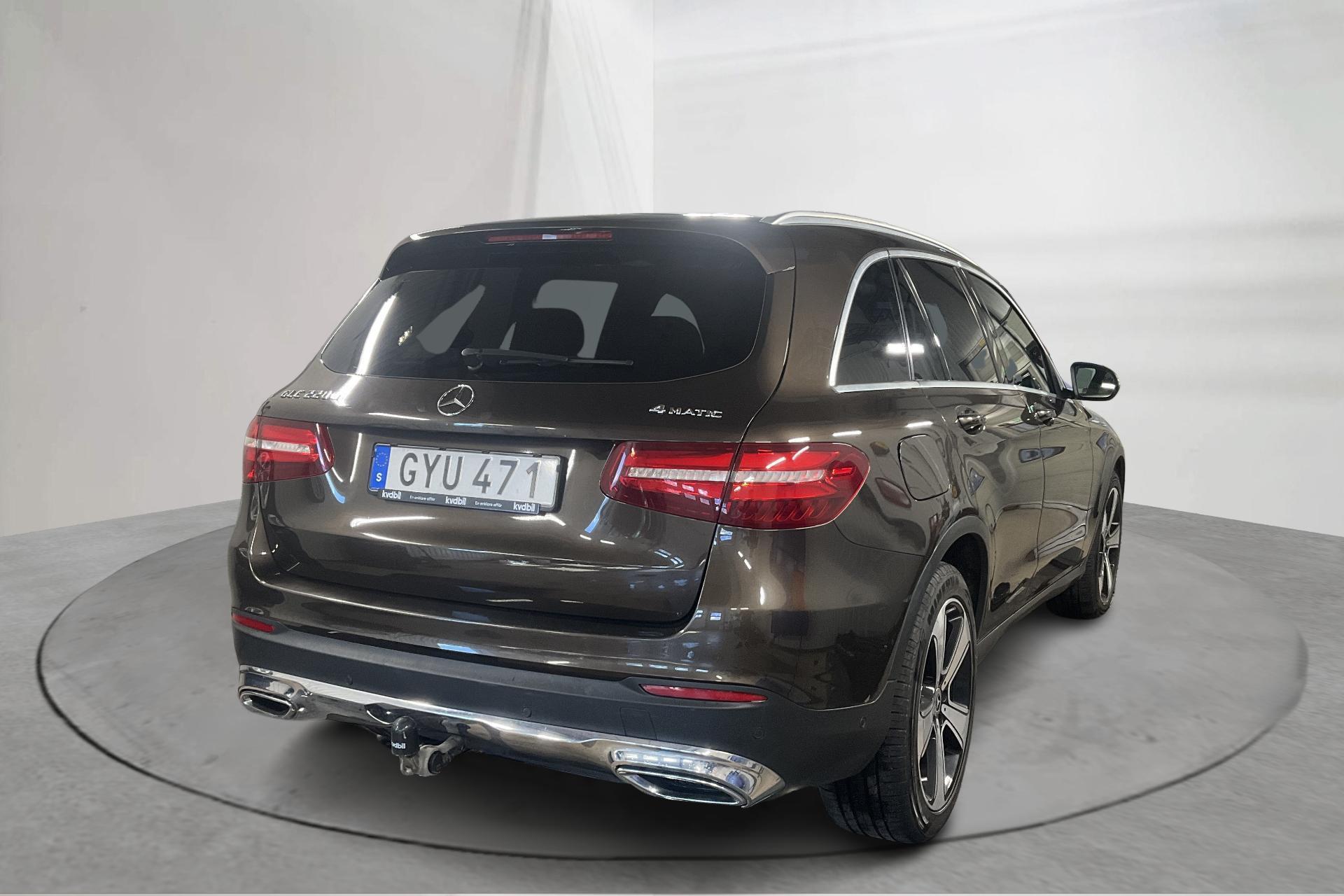 Mercedes-Benz GLC 220 d 4MATIC 9G-Tronic 2016, photo 3/10