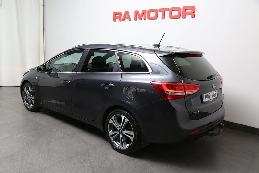 Bild 4 av Kia cee'd_sw 1,6 CRDi 136hk GT-Line Kombi Navi Kamera Motorv Drag