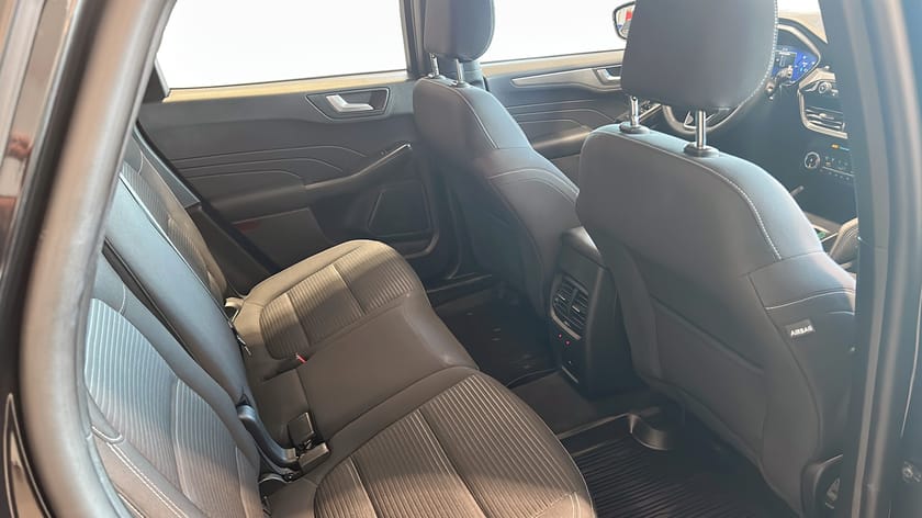 Bild 5 av Ford Kuga Plug-In Hybrid 2,5 PHEV 225Hk Titanium